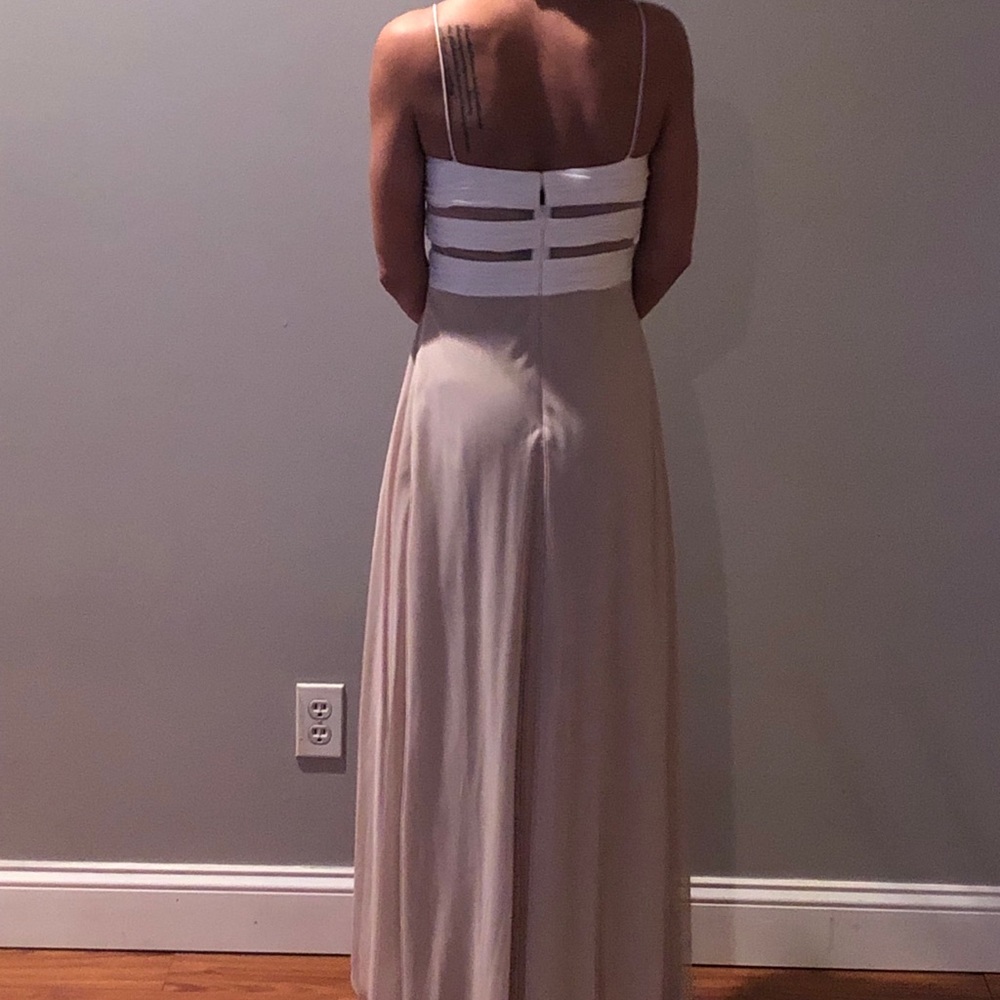 Dress - Picture 4 of 7